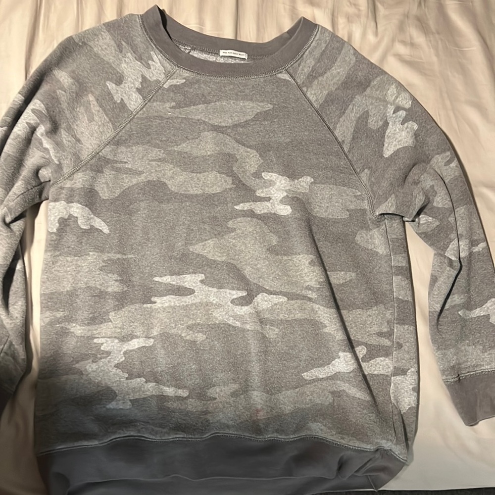 American Eagle Camo Crewneck